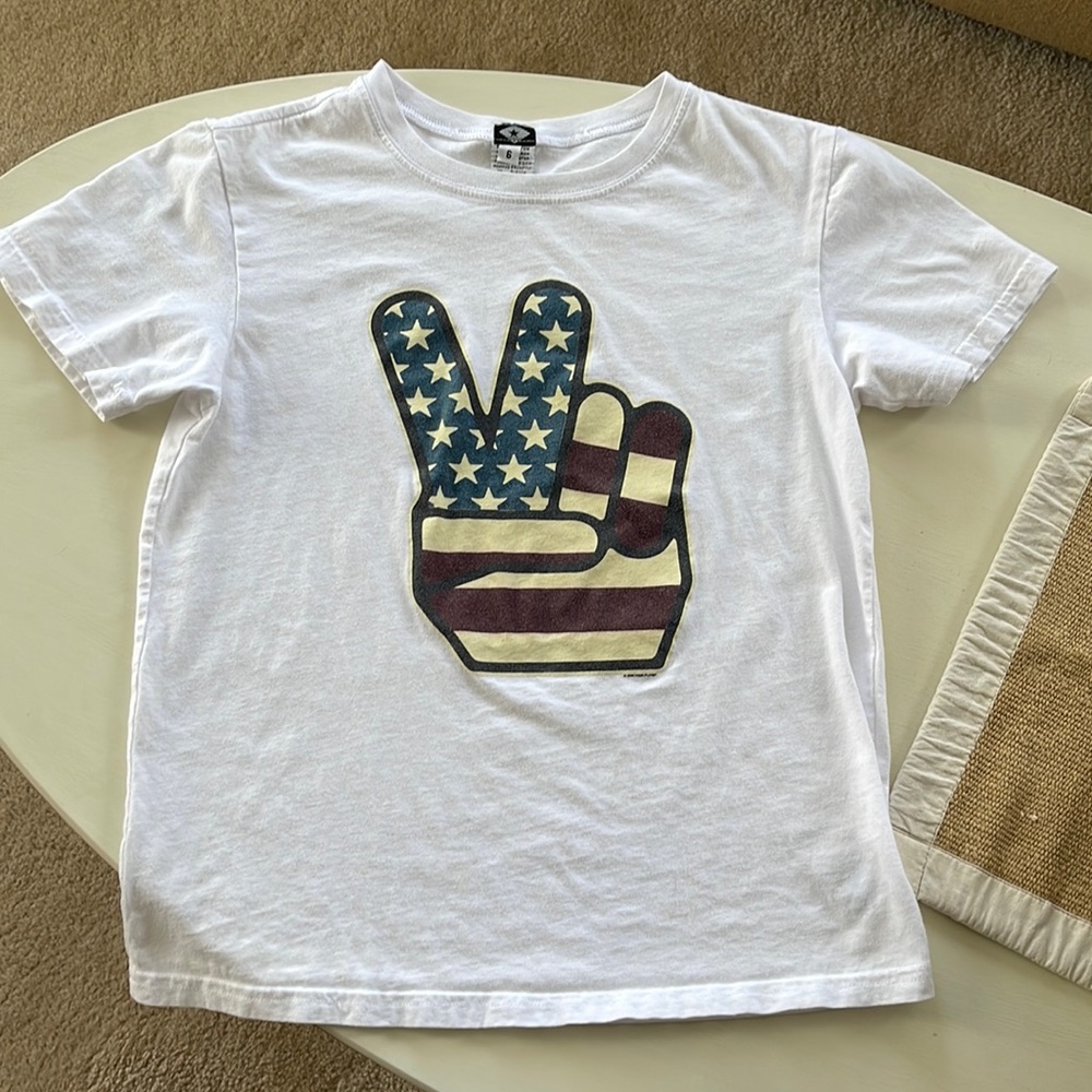 Hank Player USA Youth USA Peace Shirt (Size 6)